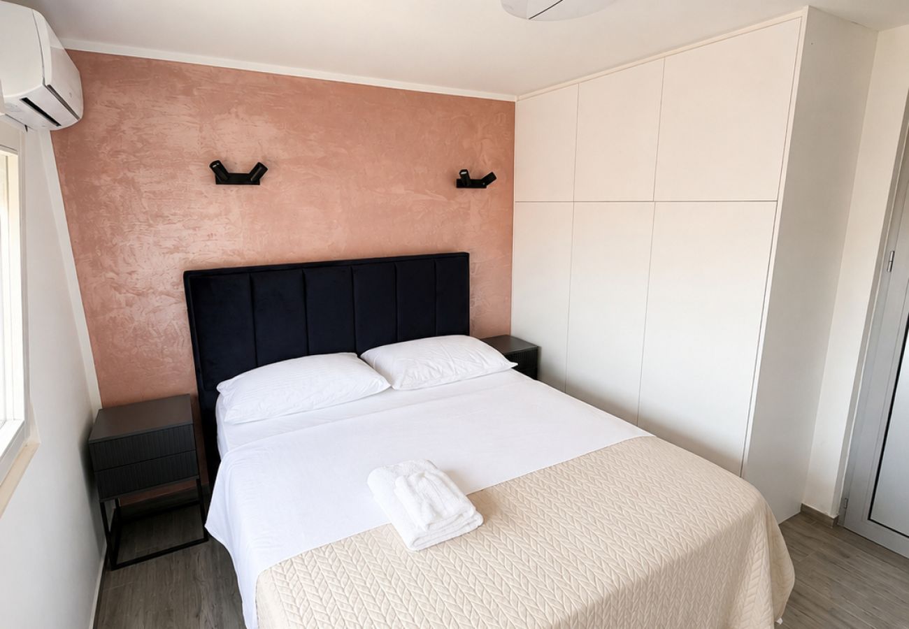 Studio in Sukošan - Mediterraneo room S1
