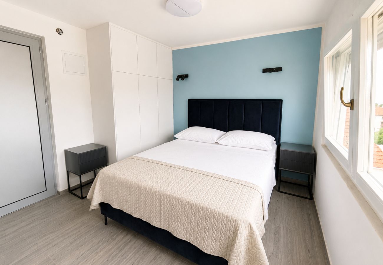 Studio in Sukošan - Mediterraneo room S2