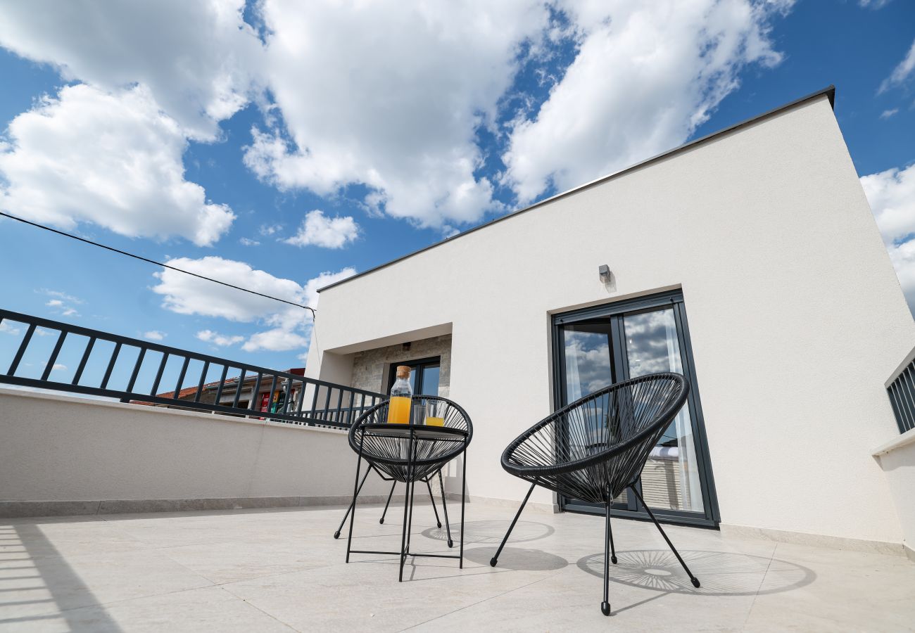 Villa in Sukošan - Villa Ruzarija with jacuzzi
