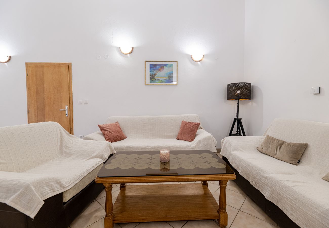 House in Vir - Holiday Home Tanja Vir