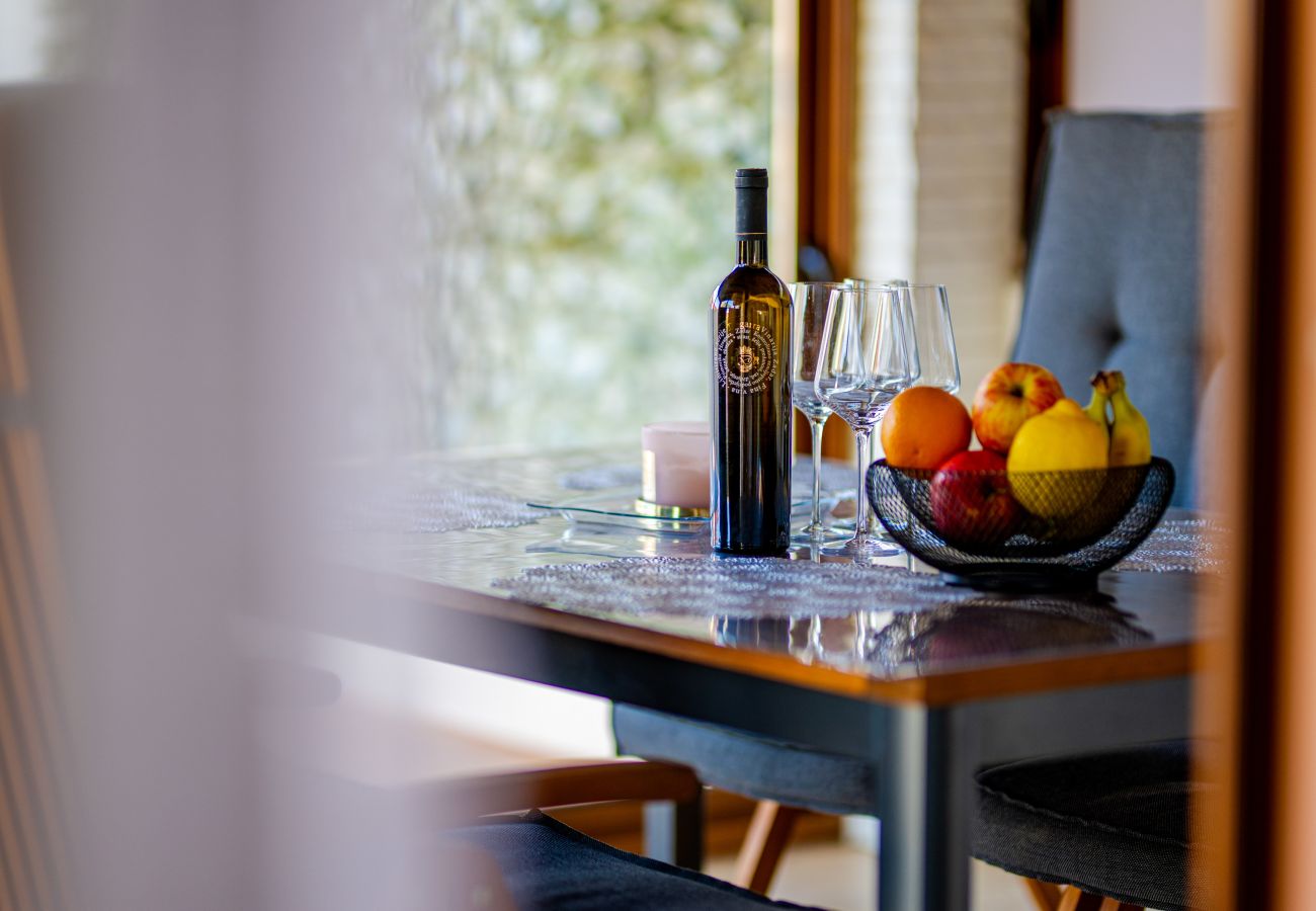House in Privlaka - Holiday Home Mareta with pool