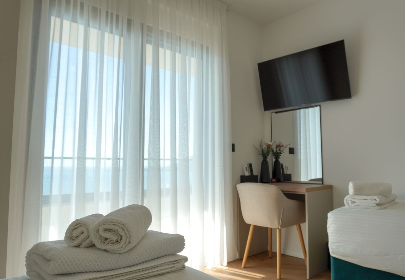 Villa in Rovanjska - Villa Bella Vista with heated pool