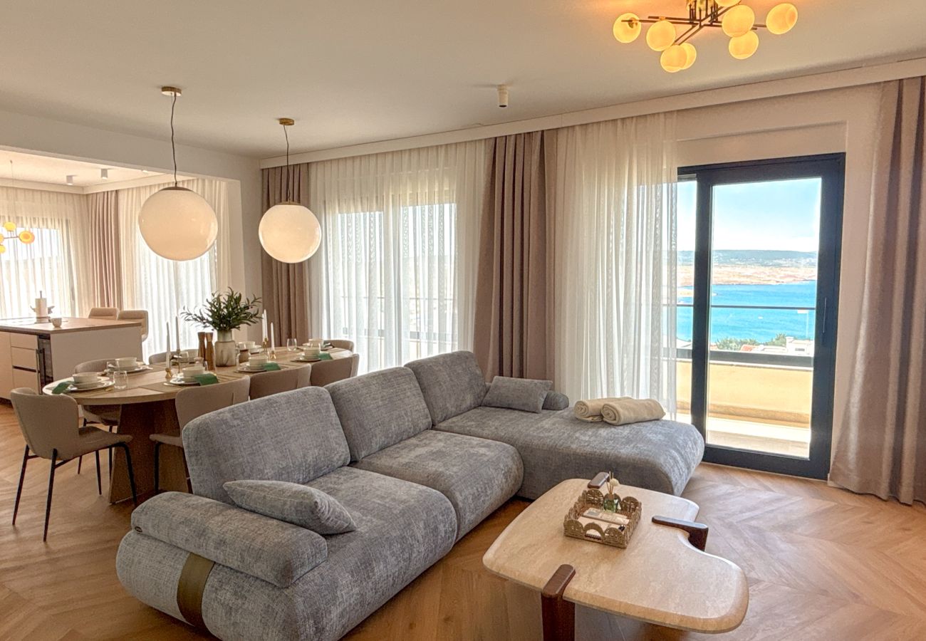 Villa in Rovanjska - Villa Bella Vista with heated pool