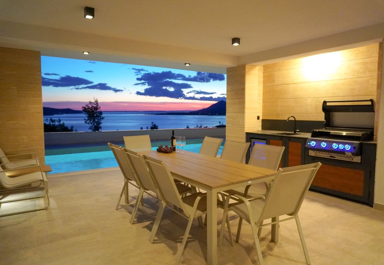 Villa in Rovanjska - Villa Bella Vista with heated pool