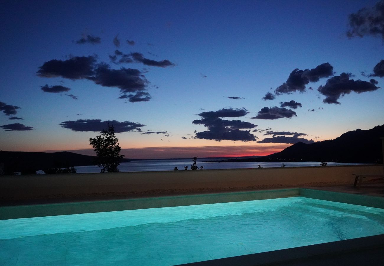 Villa in Rovanjska - Villa Bella Vista with heated pool
