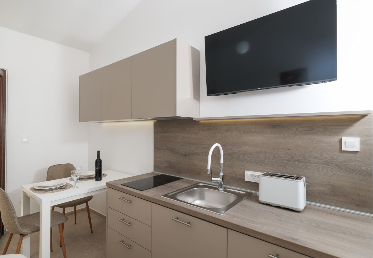Studio in Sukošan - Studio apartment Gabriella