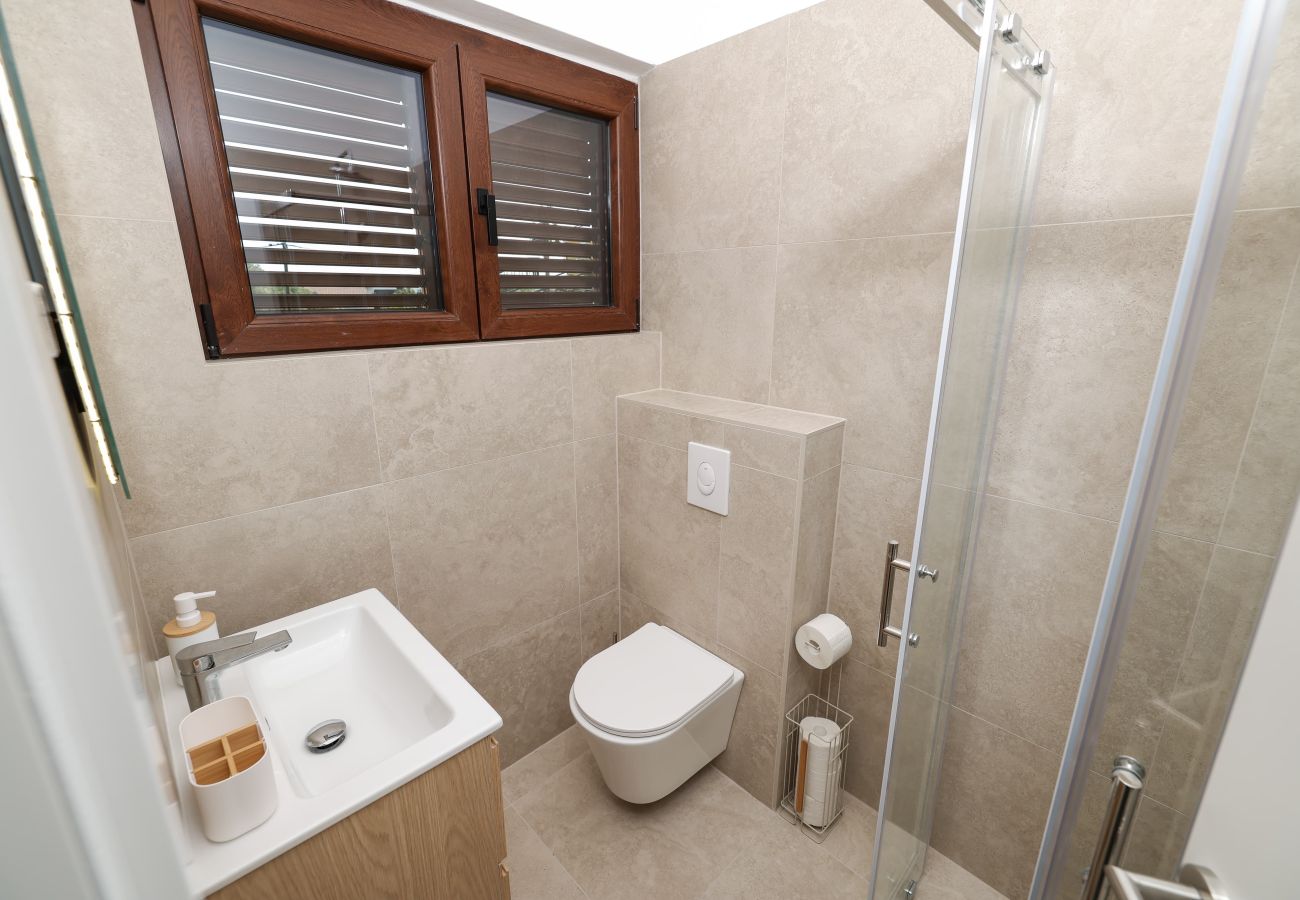 Studio in Sukošan - Studio apartment Gabriella