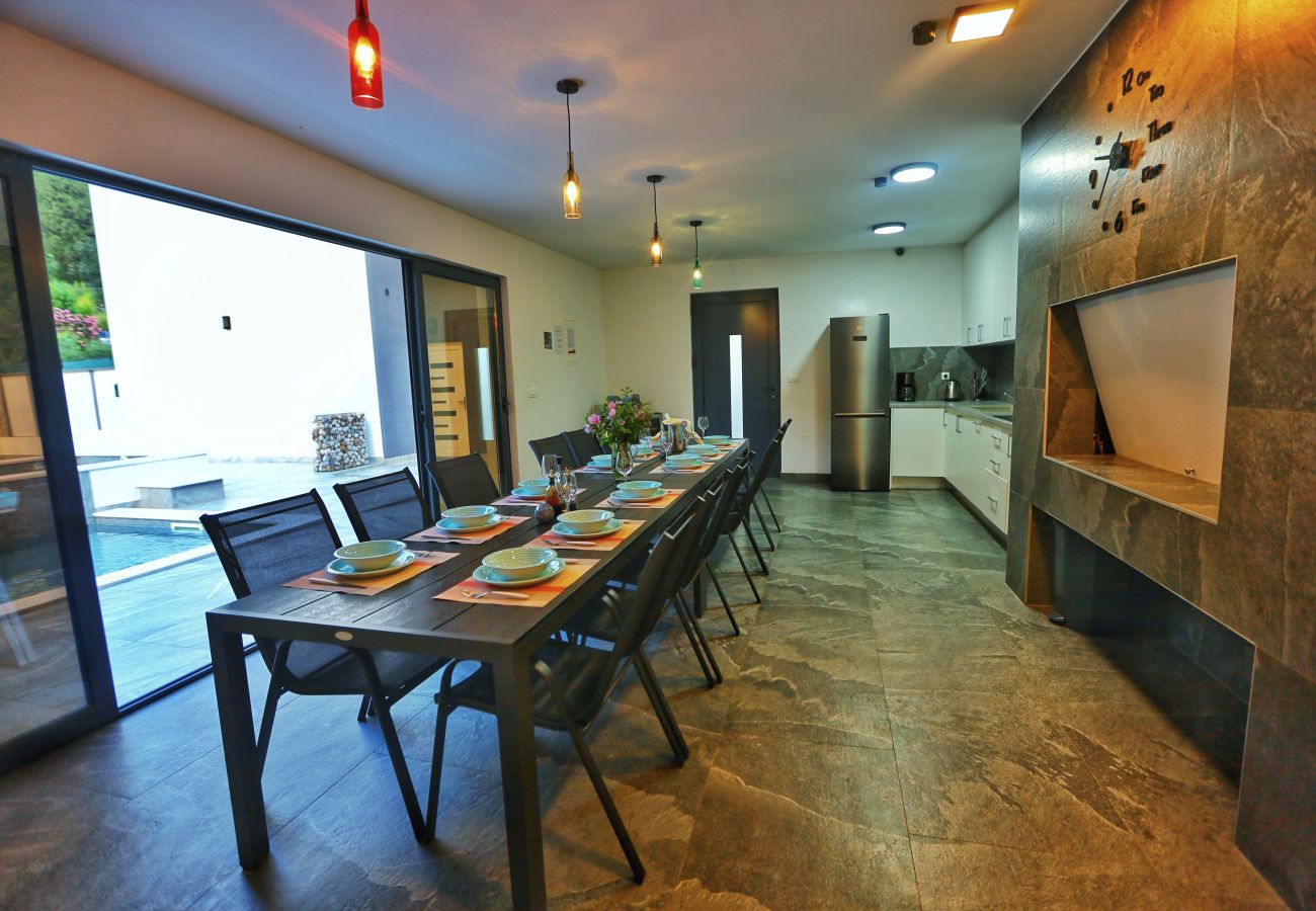 House in Vrgorac - Holiday Home Valley Breeze