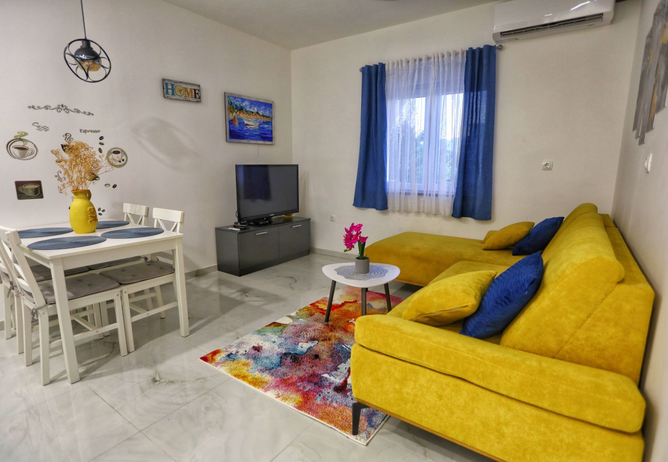House in Vrgorac - Holiday Home Valley Breeze