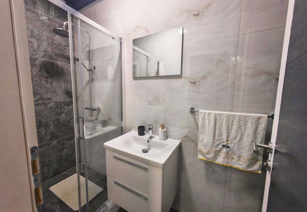 House in Vrgorac - Holiday Home Valley Breeze