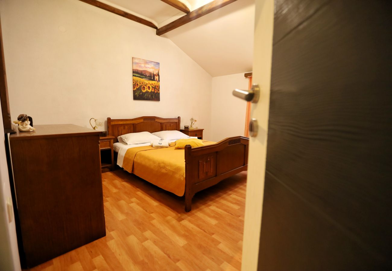 House in Vrgorac - Holiday Home Valley Breeze