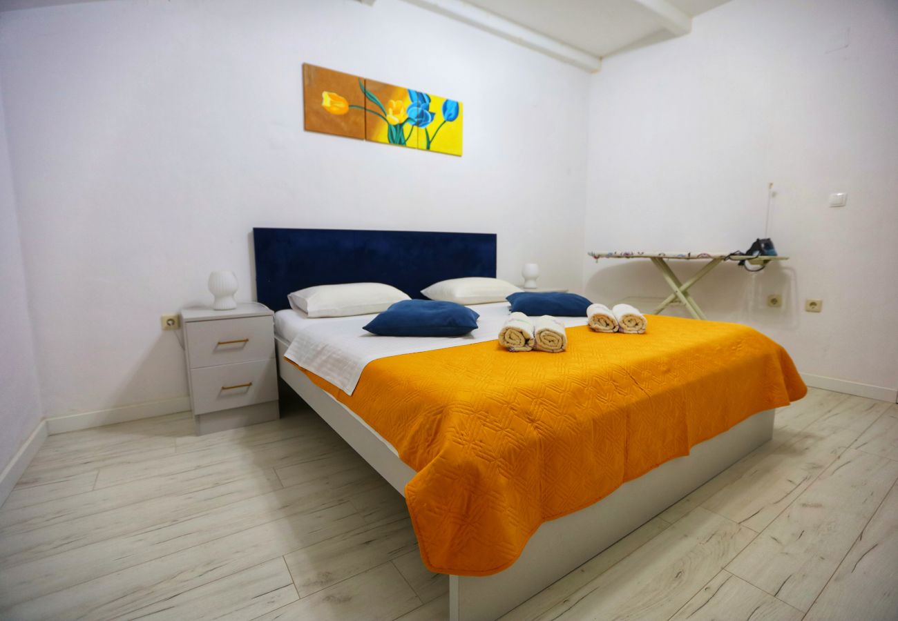 House in Vrgorac - Holiday Home Valley Breeze