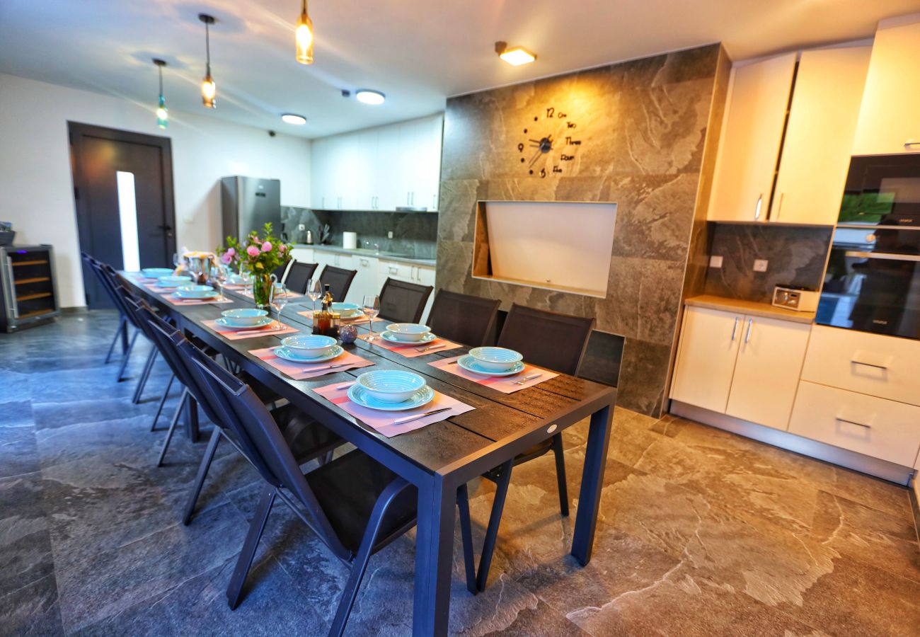 House in Vrgorac - Holiday Home Valley Breeze