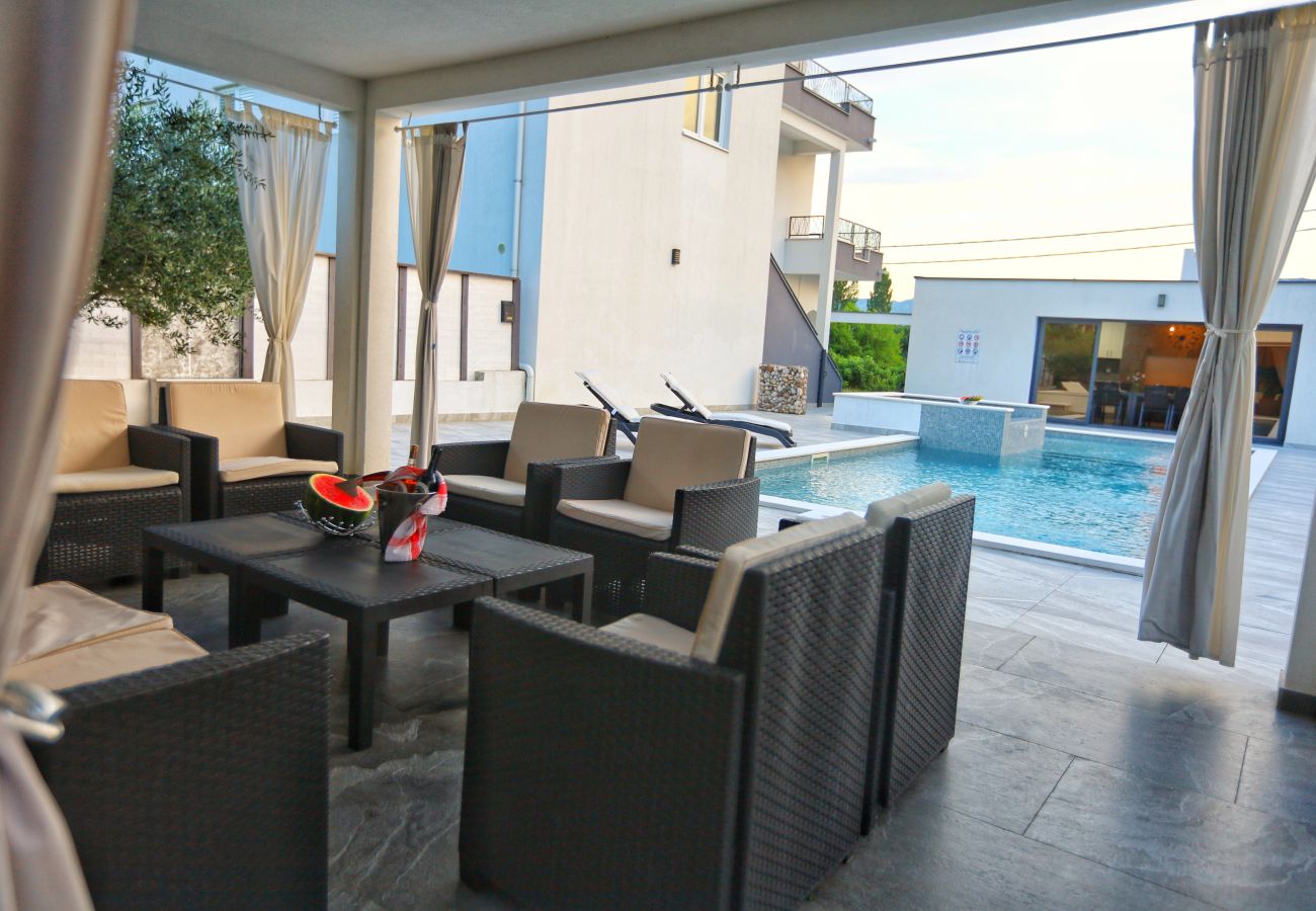 House in Vrgorac - Holiday Home Valley Breeze
