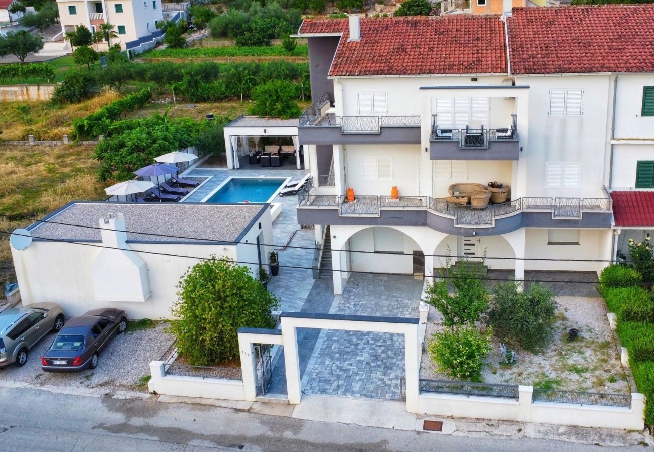 House in Vrgorac - Holiday Home Valley Breeze