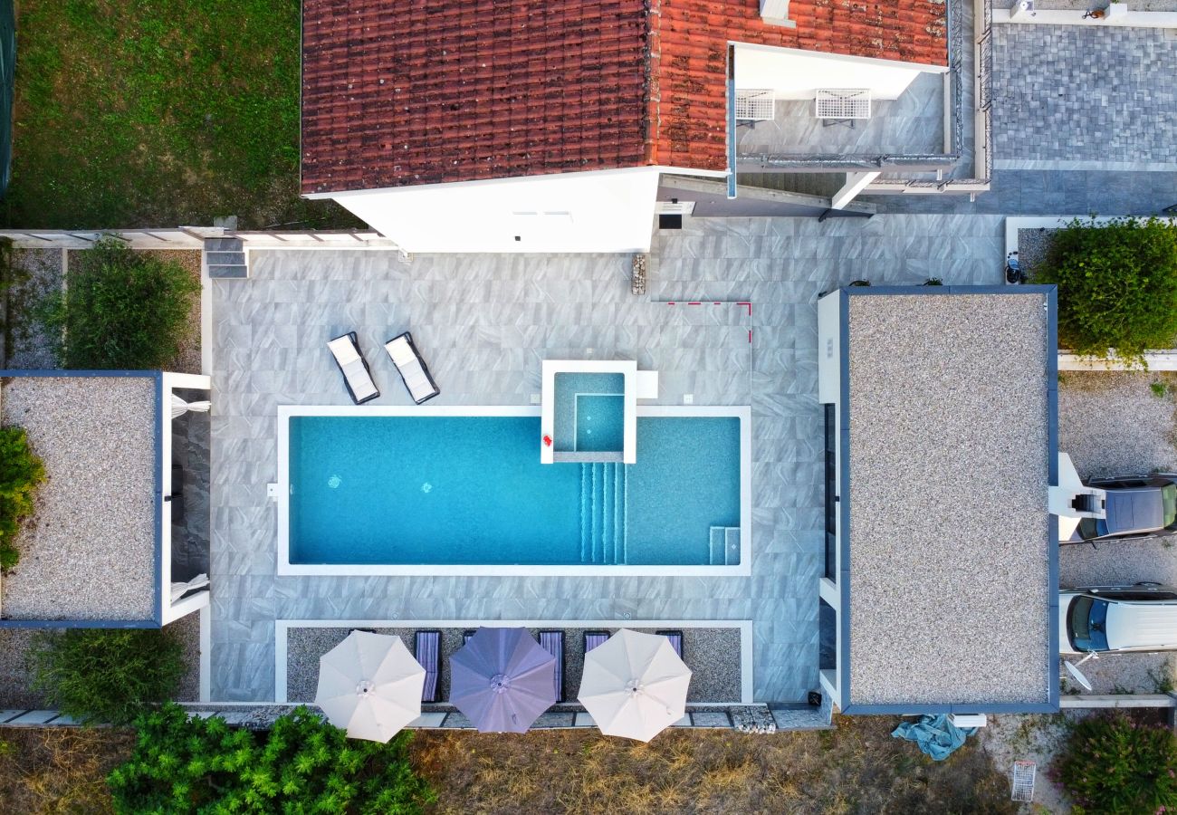 House in Vrgorac - Holiday Home Valley Breeze
