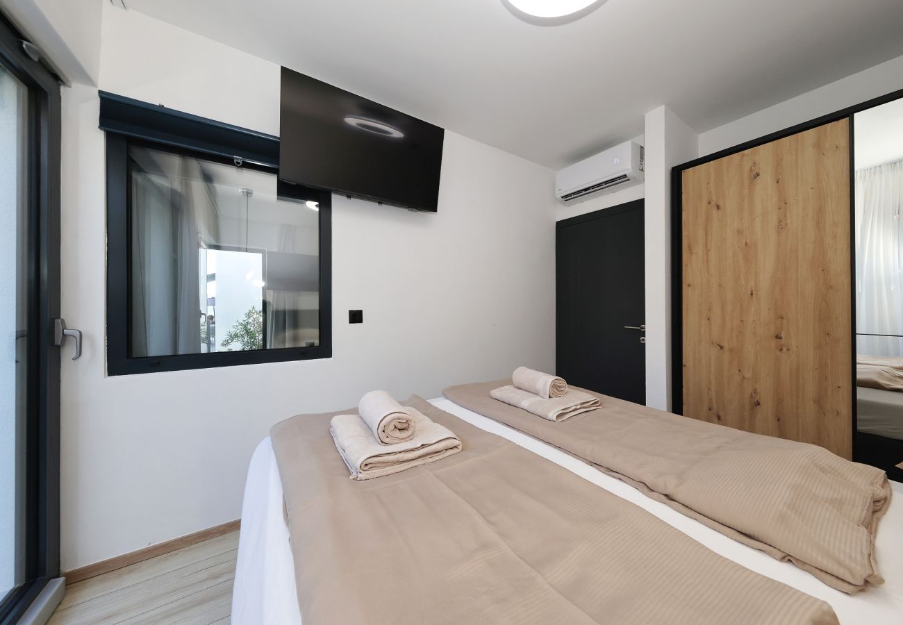Villa in Sukošan - Beachfront Almare Retreat