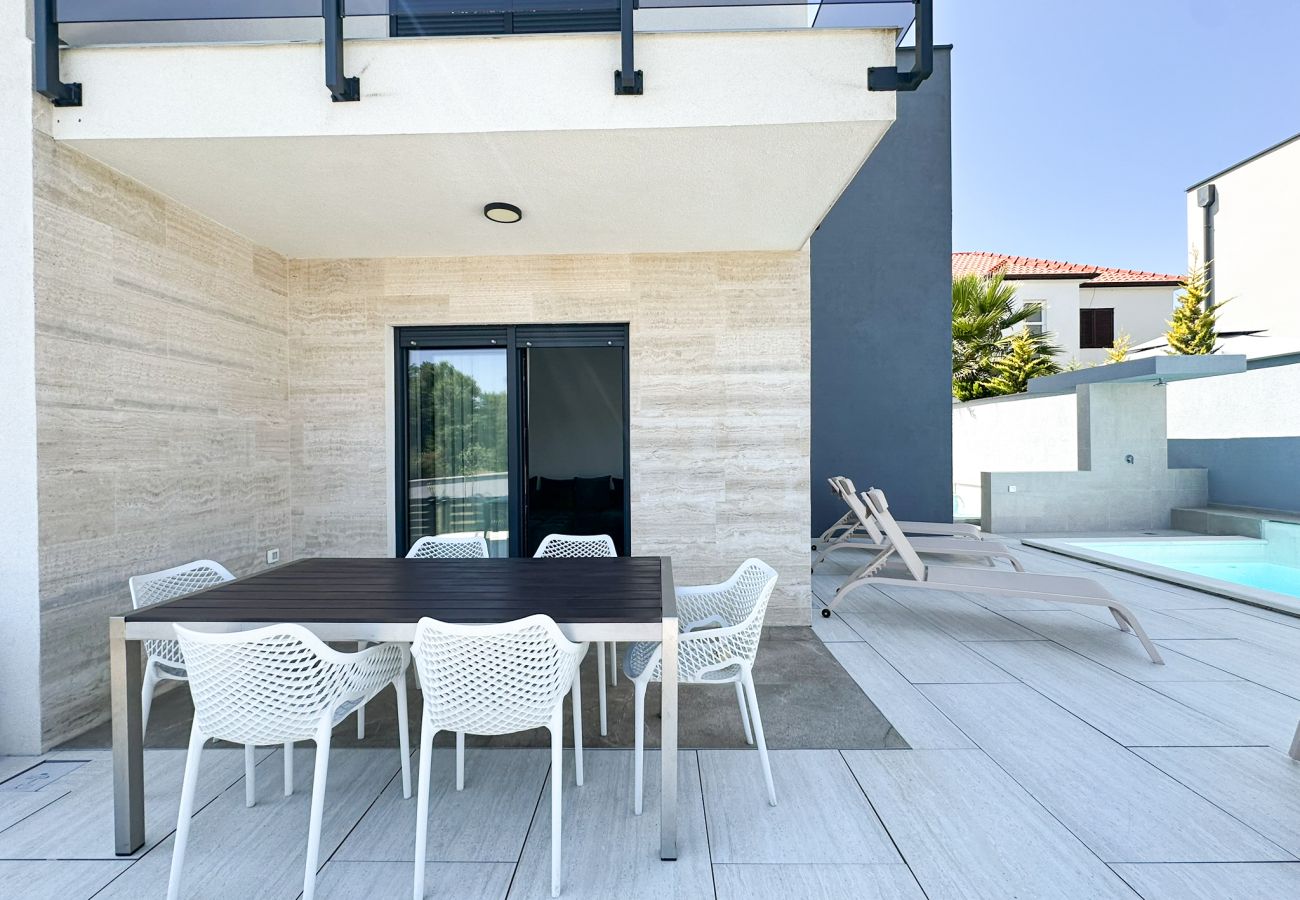 Villa in Zaton - Villa Sorelle 1