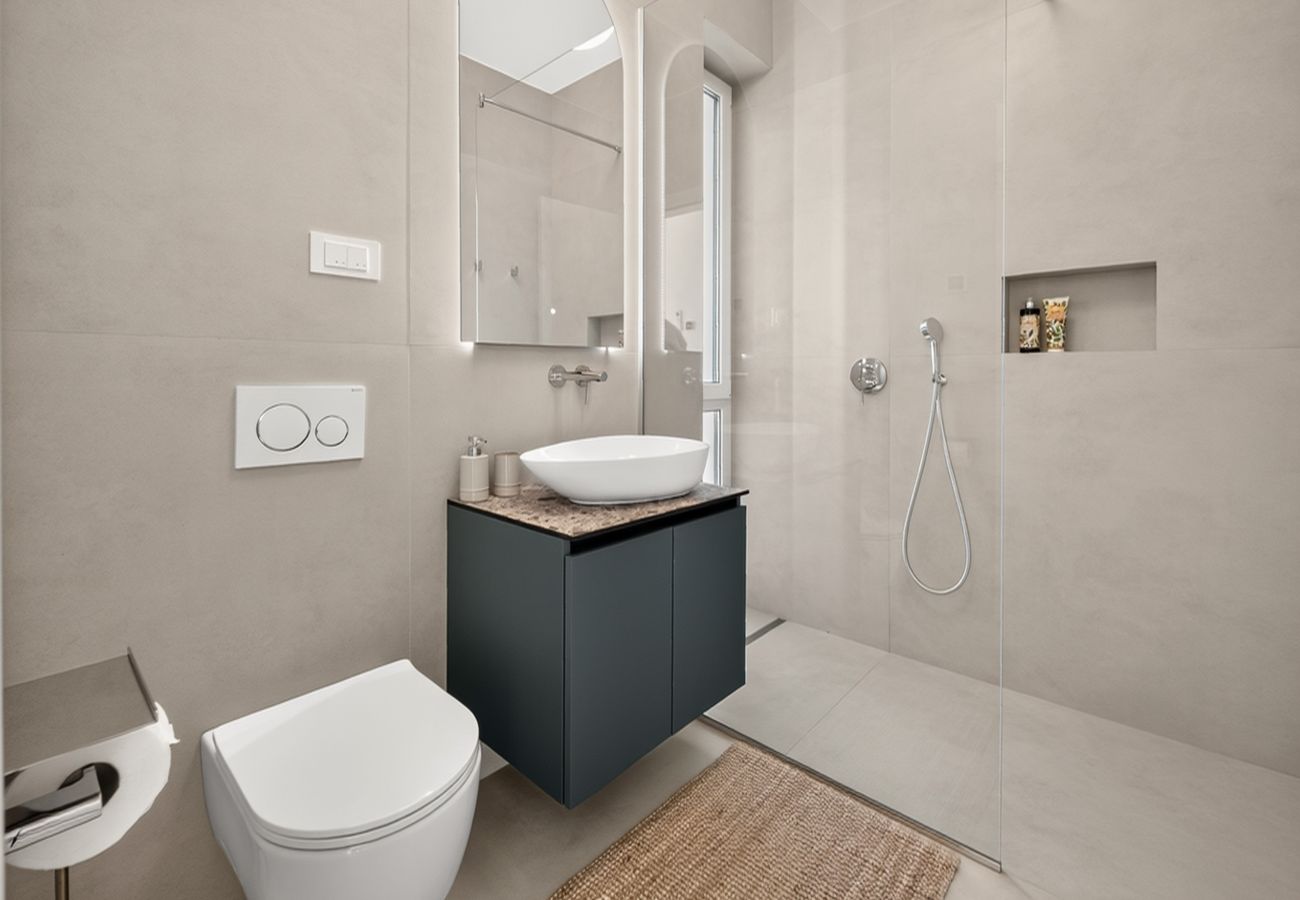 Villa in Košljun - Villa Salis with heated pool & sea view 