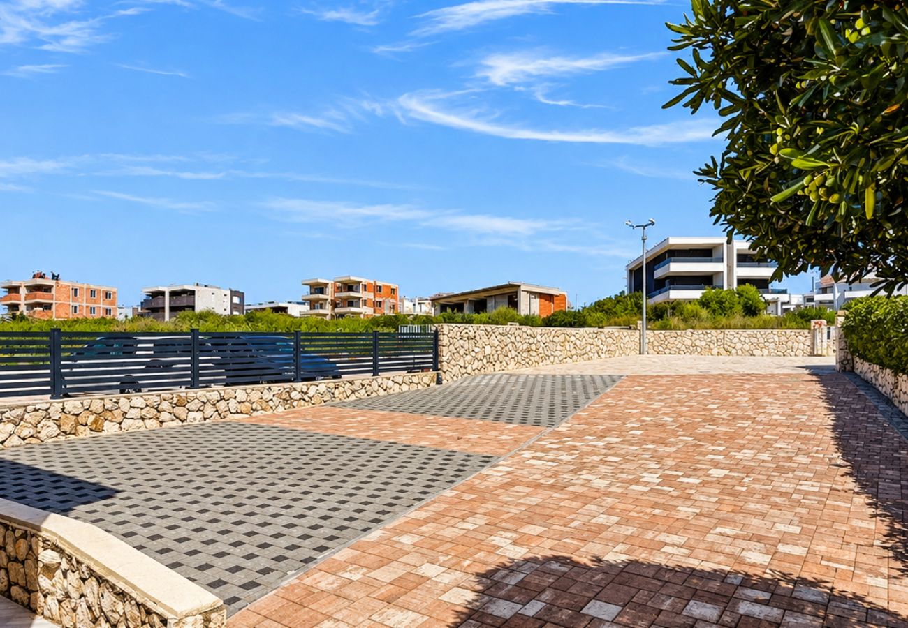 Apartment in Novalja - Superior Aurea apartment with heated pool 2