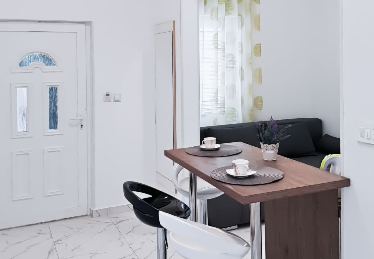 Apartment in Novalja - Superior Aurea apartment with heated pool 2